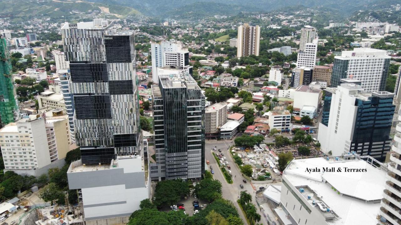 Avalon Condominium Cebu Екстериор снимка